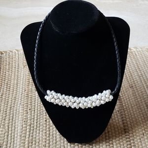 Cultured Pearl Leather Necklace